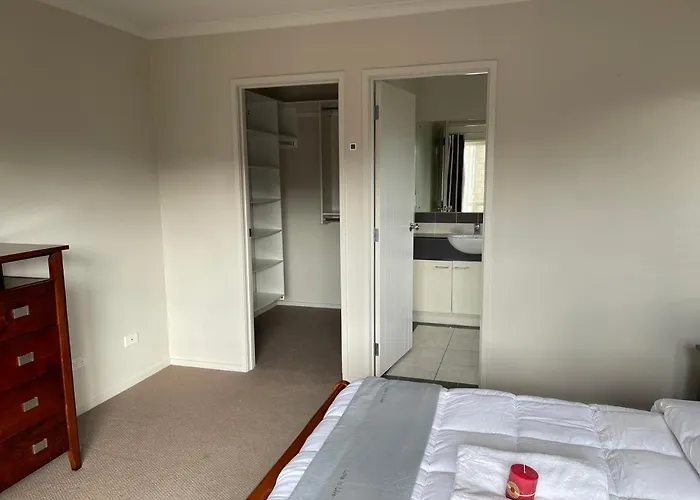 Ruth'S House Homestay Master Room With Private Shower And Toilet Auckland
