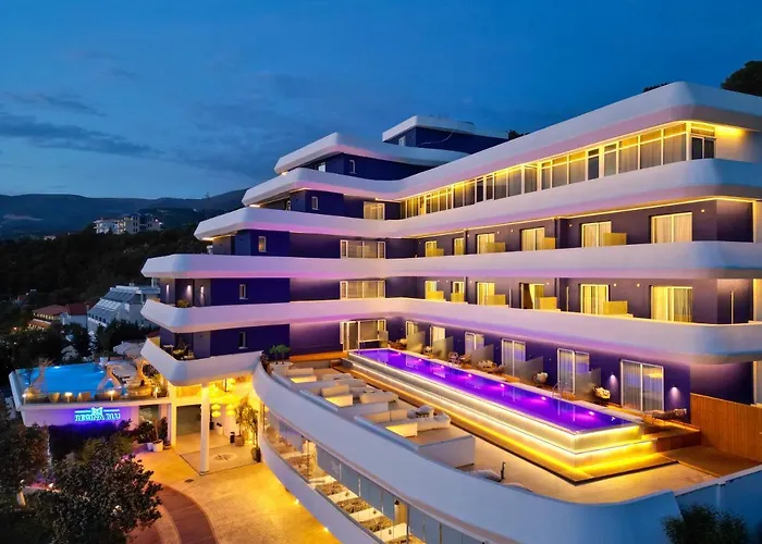Regina Blu Hotel Radhime