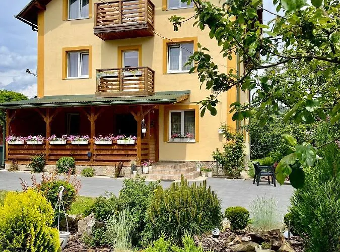 Ніч Над Карпатами Hotel Slavske