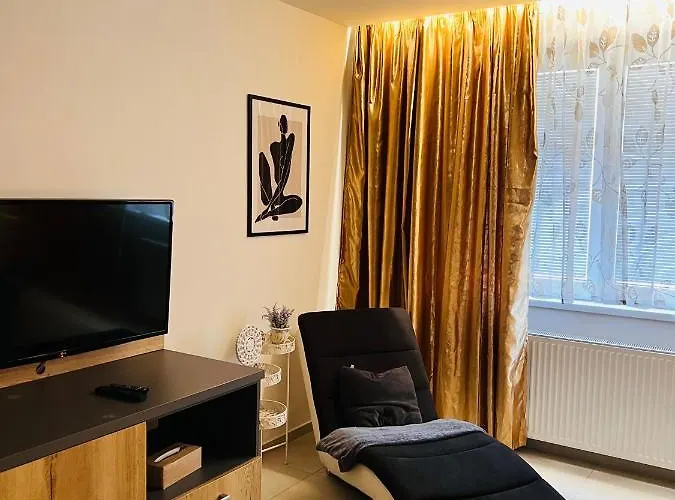 Sparrow Apartmens - Vrabcia Ulica 9, Kosice