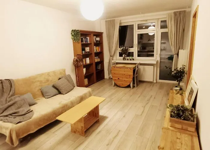 2Rm - Spacious & Quiet - Center 15 Min - Metro 2 Min - By Globe Nests Warsaw