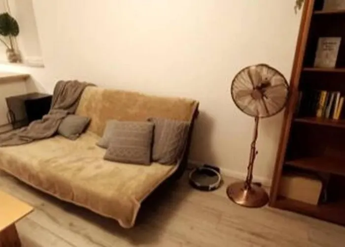 2Rm - Spacious & Quiet - Center 15 Min - Metro 2 Min - By Globe Nests Warsaw