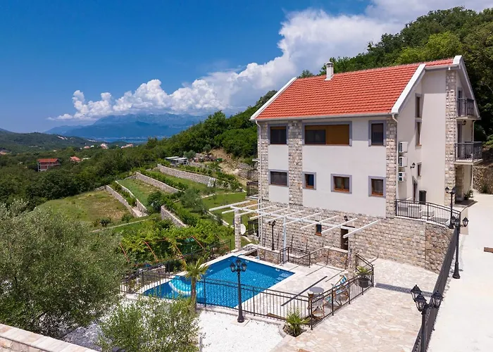 Villa 177 Tivat