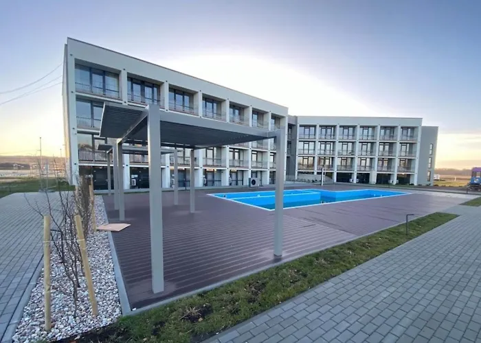 Zalia Kopa Su Baseinu, Sventoji Apartment Palanga