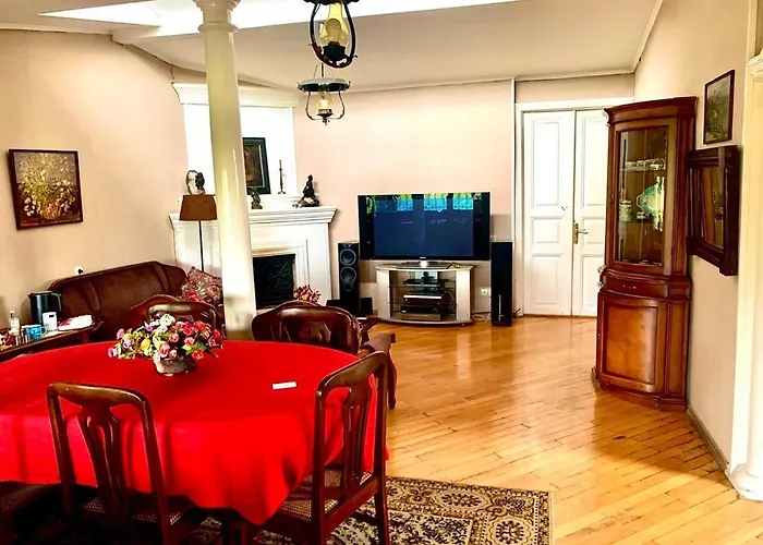Polonia Tbilisi House Hotel