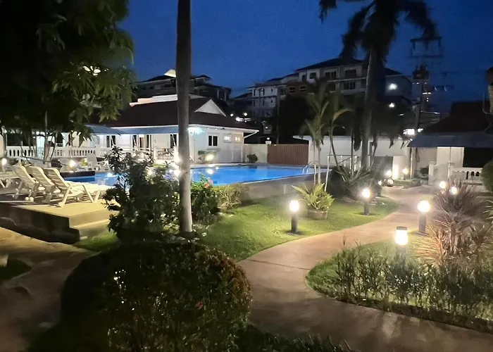Resort 3-2Br Huge Pool, Bbq, 300M-Beach, 8 Mins To Walking Street Pattaya