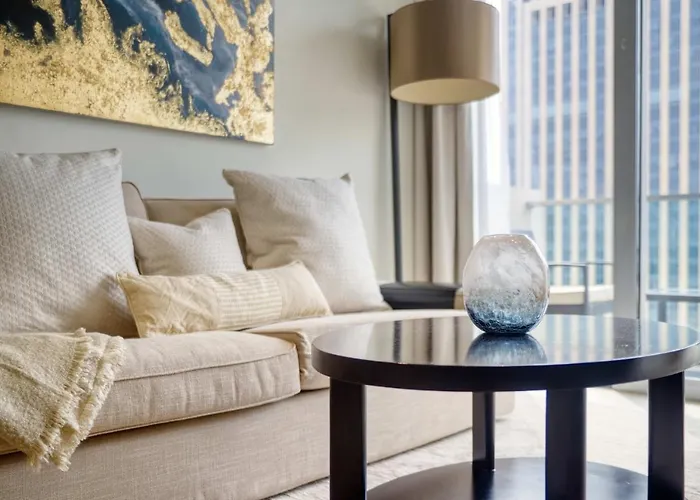 Welcome Home At The Address Marina 1Br Dubai