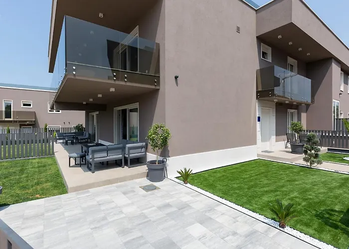 A&A1 A&A2 Apartment Porec
