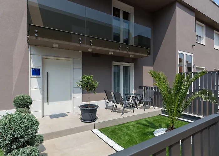 A&A1 A&A2 Apartment Porec