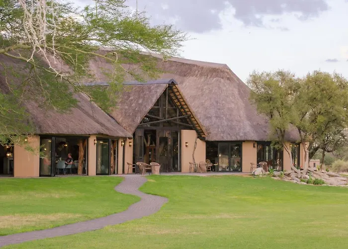 Okapuka Safari Lodge Windhoek
