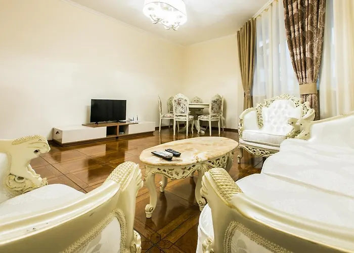 Sweet Home Vip 10 At Freedom Square Tbilisi