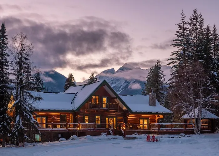 Moberly Lodge Golden