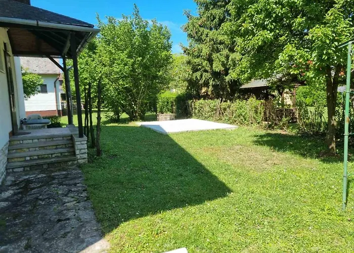 Aranypart 35 Apartman Siofok
