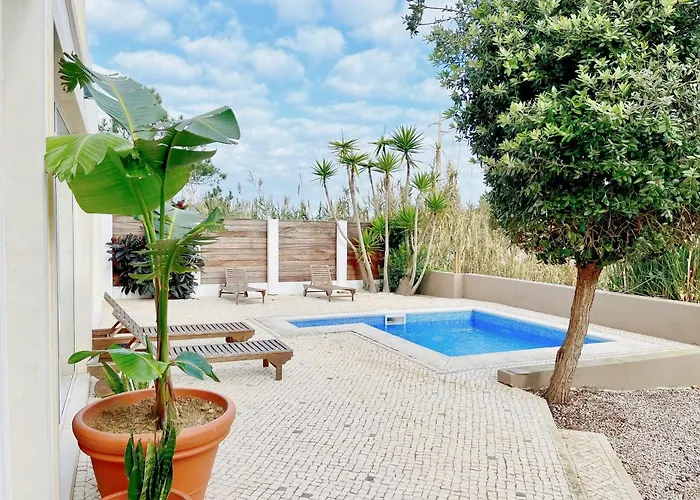 Saone Guesthouse - Coworking & Retreat Location Ericeira