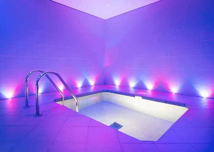 Ayla Bawadi Hotel & Mall Al Ain