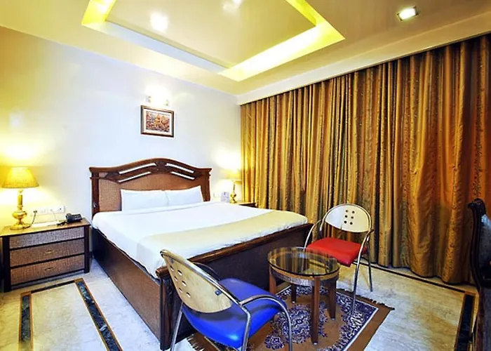 Hotel Zeeras Varanasi