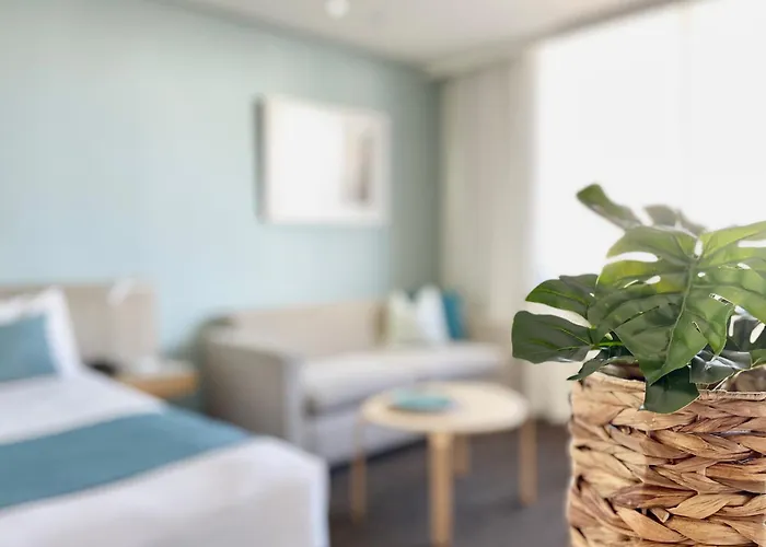 Coogee Sands Hotel & Apartments