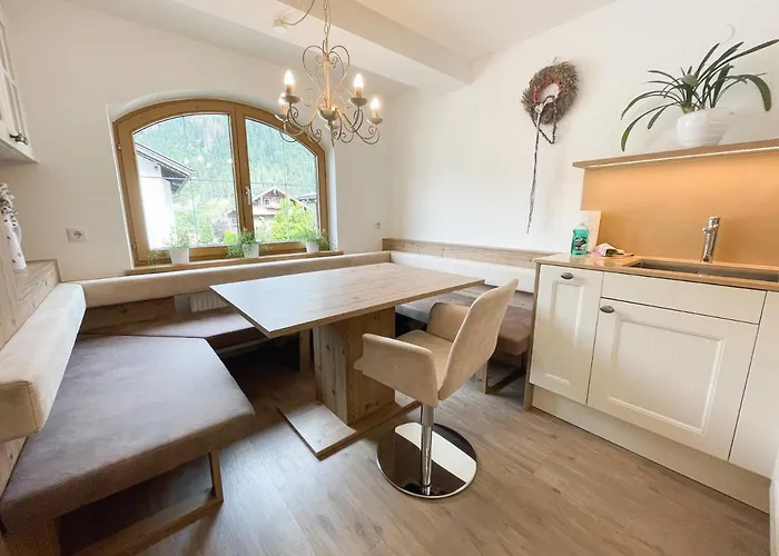 Appartment Zum Stoaner Mayrhofen