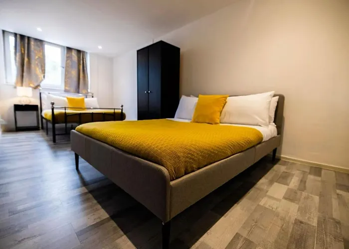 3 Bedrooms Flat -Wifi-Freeparking-Babycot-15Min To Pepys Park London