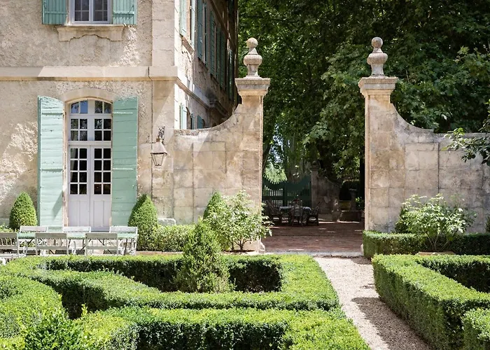 Domaine De Chalamon - Fontenille Collection Saint-Rémy-de-Provence