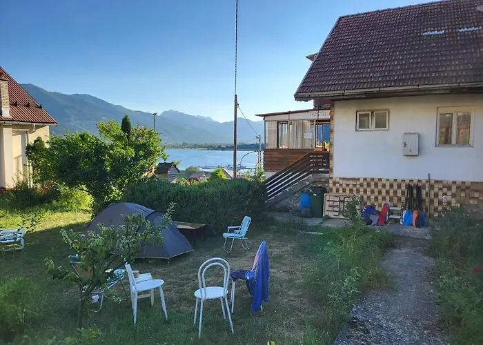 Bear Hug Lodge Plav