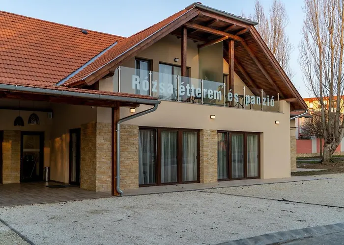 Rozsa Etterem & Panzio Bed & Breakfast Pécs
