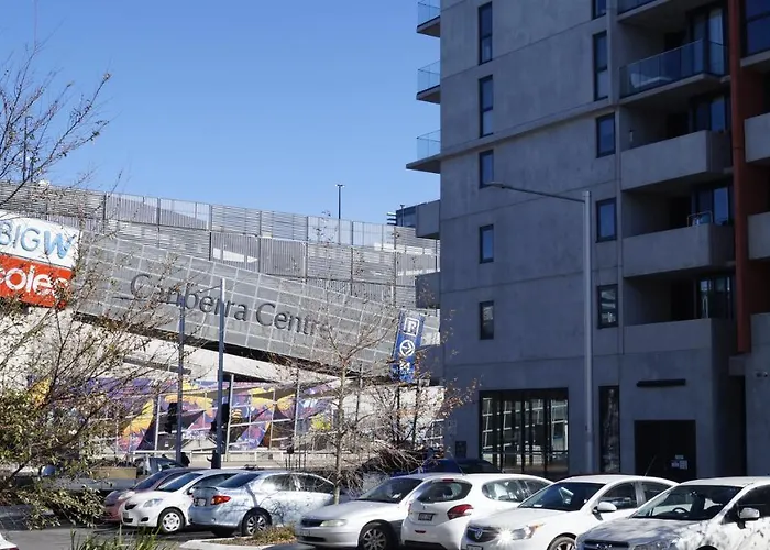 New Unit Next To Myers Apartment Canberra