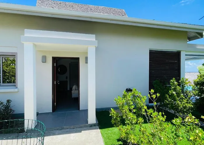 Villa Thomarine Piscine-Privee Orient-Bay Quarter of Orleans
