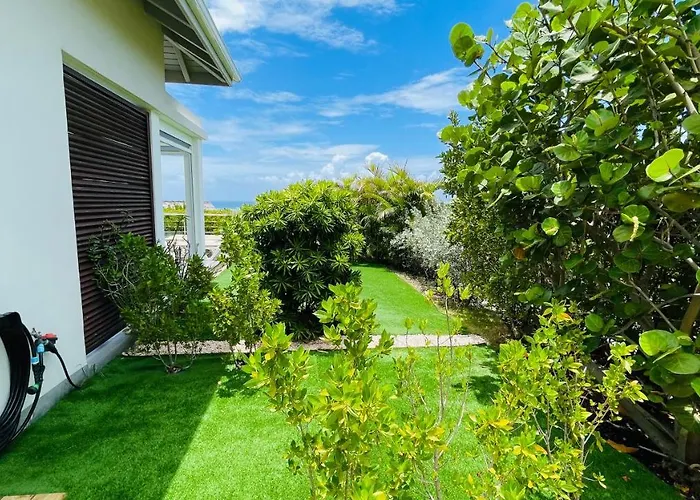 Villa Thomarine Piscine-Privee Orient-Bay Quarter of Orleans