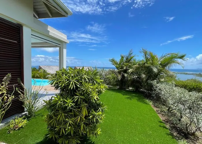 Villa Thomarine Piscine-Privee Orient-Bay Quarter of Orleans