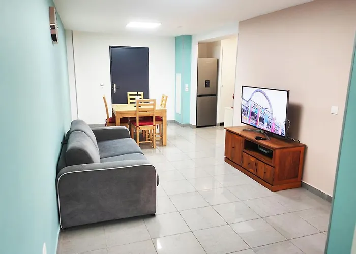 Le 5Eme As // F2 Totalement Refait A Neuf Apartment Saint-Denis