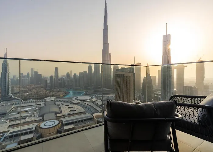 Ultimate Stay Full Burj Khalifa & Downtown Views Designer Luxury High Floor Connected To Dubai Mall For 4 People