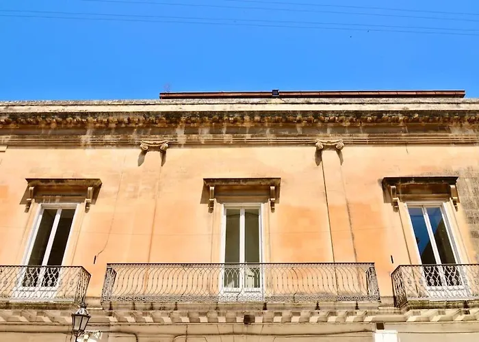 Palazzo Apostolico Orsini Apartment Lecce