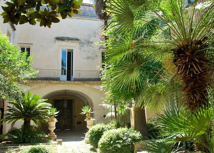 Palazzo Apostolico Orsini Apartment Lecce