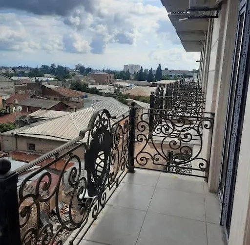 Central Apartment 100 Kutaisi
