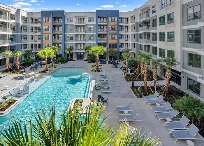 New Jax City Rooftop Pool Jacksonville