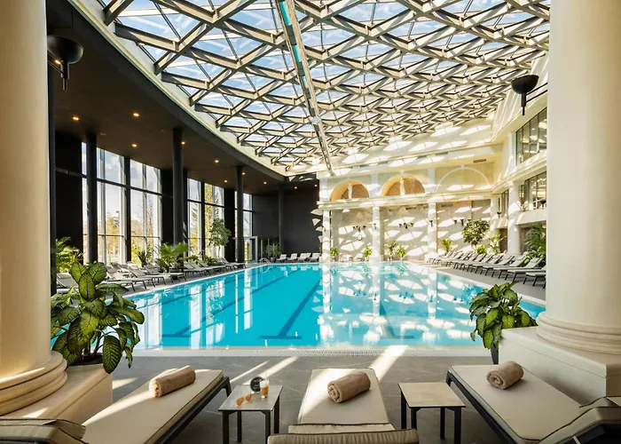 Kings' Valley Medical & Spa Hotel Kazanlŭk