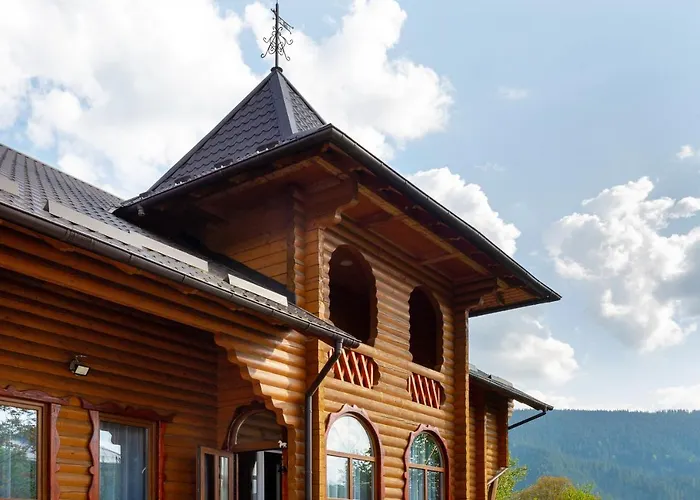 Гостинний Двір Карпатія, Верховина