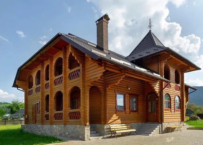 Гостинний Двір Карпатія, Верховина