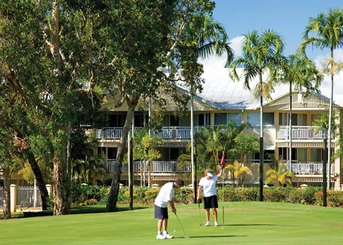 Club Wyndham Cairns Hotel