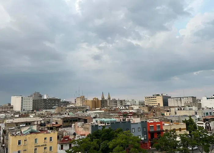 En El Centro De Guadalajara Con Vista A La Ciudad Apartment