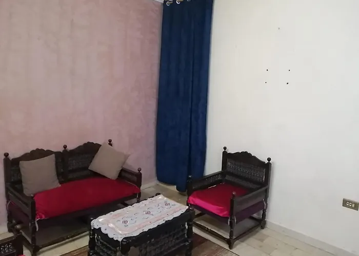 Pyramids Crystal Apartment Cairo