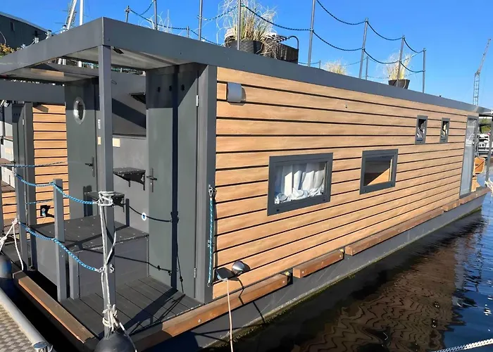 Hausboot Ahoy Masal Hotel Lubeck