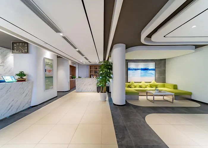 Maixinge Hotel - Shuttle Bus To Shanghai Pudong International Airport