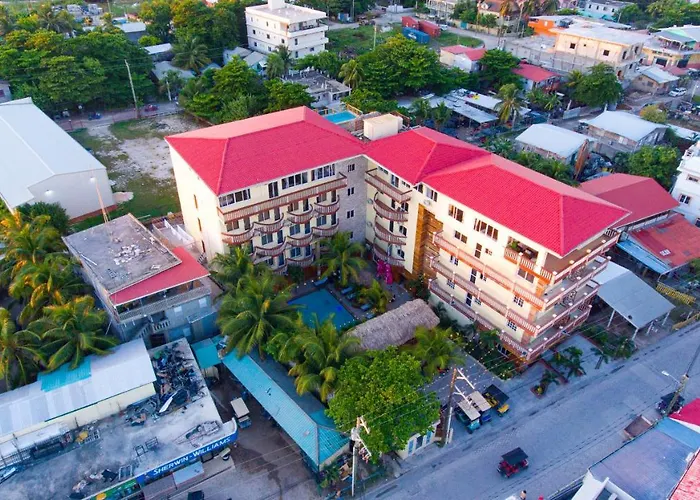 Tropical Palace Hotel San Pedro 