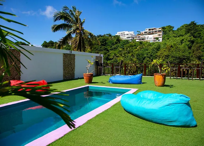 Chillax Boracay Hostel Yapak