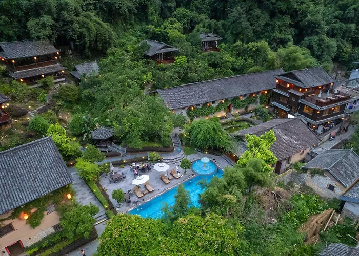 Yangshuo Ancient Garden Boutique Hotel-English Speaking Team&Swimming Pool&Activities Organized&Free Pick Up From Airport Or Ts Over 4 Nights