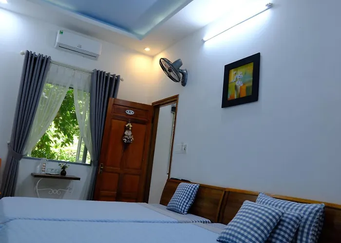 Cung Dan Xua Homestay Hue