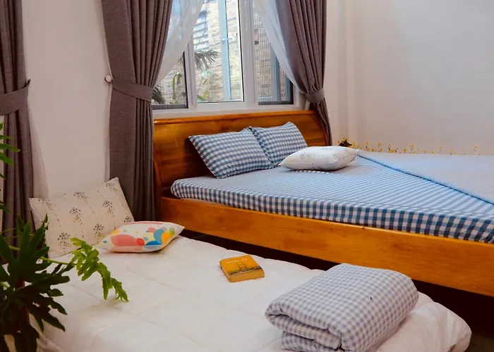 Cung Dan Xua Homestay Hue