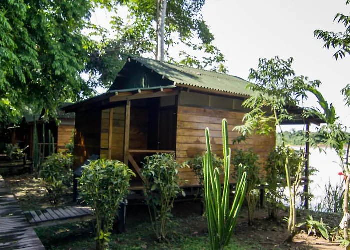Amazon Planet Hotel Tambopata